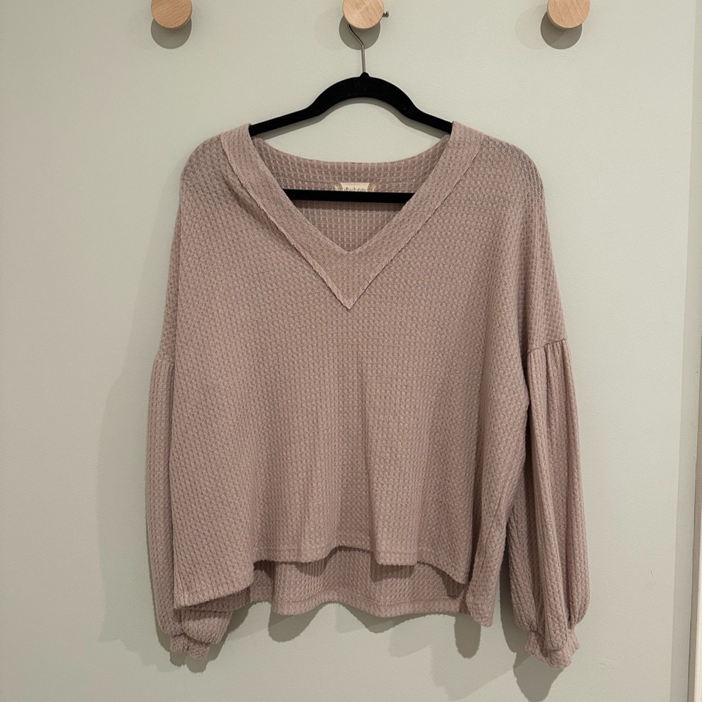 Altar’d state lightweight v neck sweater